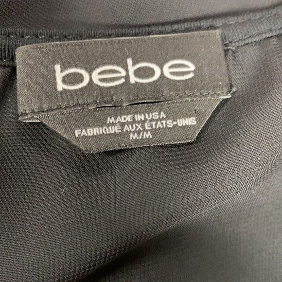 Bebe Black Peacock Feather Short Sleeve Top - Picture 5 of 7